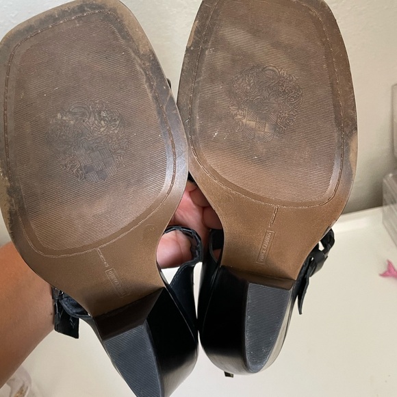 Vince Camuto Suraylin Sandal Color Black Snake Print Size 8.5 - Picture 2 of 8